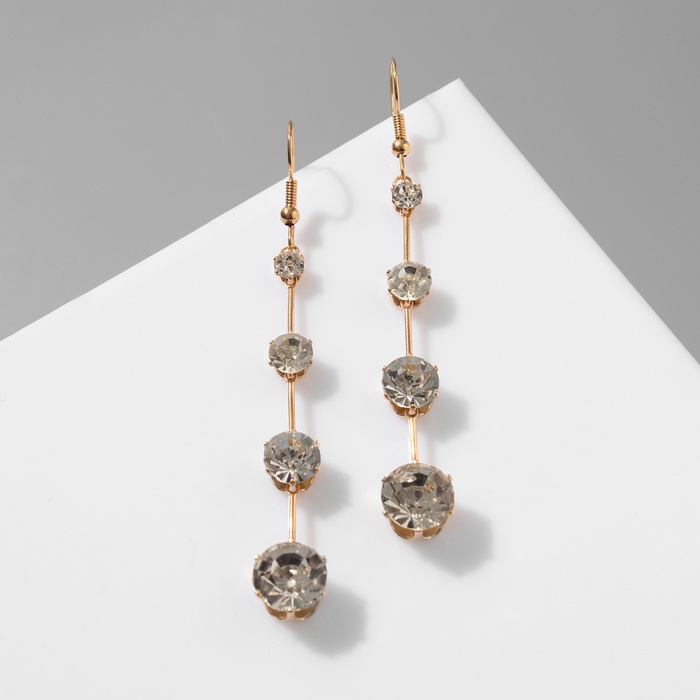 Серьги висячие со стразами «Капли» дорожка, цвет белый в золоте, 6.2 см - Фото 1