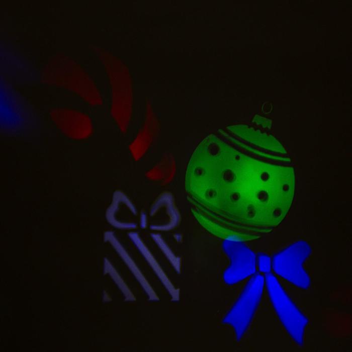 Световой прибор «Снежинки и игрушки», 2 картриджа, свечение мульти, 220 В - фото 1911262488