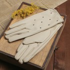 Перчатки женские "Рок-н-ролл" клёпки и ремешок, подклад флис, р-р 8, длина - 24см, бежевые - Фото 1