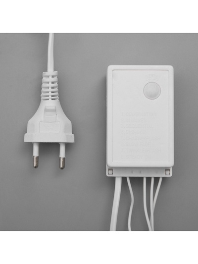 Гирлянда «Бахрома» 4×0.6 м, IP44, белая нить, 180 LED, свечение синее, 8 режимов, 220 В