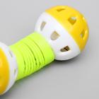 Игрушка для кошек «Два шарика на пружинке», шарики 4 см, микс цветов - Фото 3