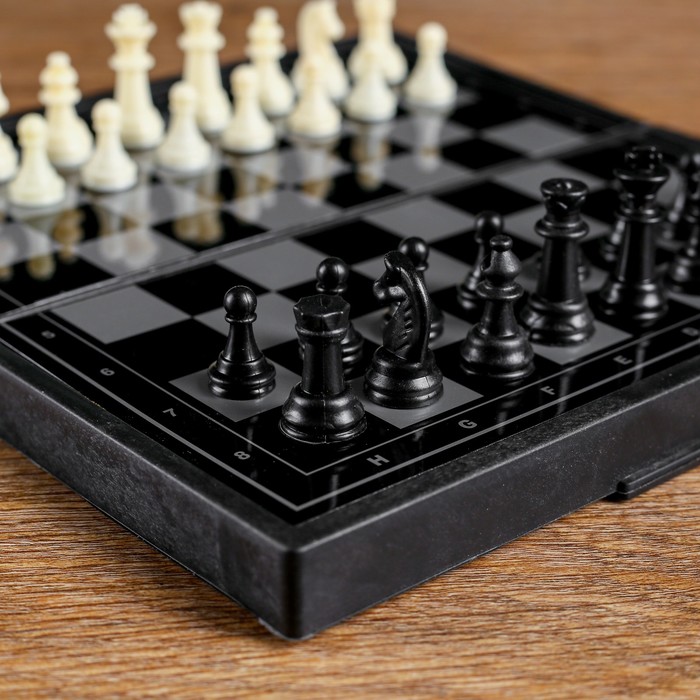 Настольная игра 3 в 1 "Зов": нарды, шахматы, шашки, магнитная доска 19 х 19 см - фото 1906882516