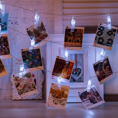 УЦЕНКА Гирлянда «Нить» 5 м с насадками «Прищепки», IP20, прозрачная нить, 30 LED, свечение белое, 8 режимов, 220 В