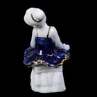Сувенир керамика под фарфор "Маленькая балеринка на пуфе" кобальт 8х5х5 см - Фото 4