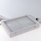 Подставка для украшений «Шкатулка» 10 крючков и 7 полос, 35×24×5, стеклянная крышка, цвет серый - Фото 4