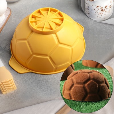 Форма силиконовая для выпечки Доляна «Футбольный мяч», 22,5×19 см, цвет МИКС