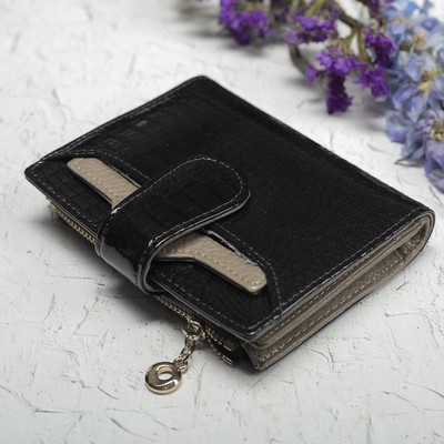 Кошелёк женский, отдел для монет, для карт на кнопке, наружный карман, цвет чёрный