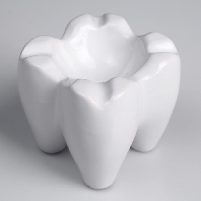 Пепельница "Белый зуб", 8.5 х 8.5 см - Фото 1