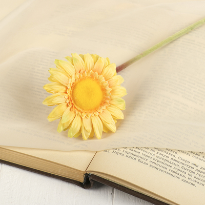 Цветок искусственный "Гербера Алмак" 8*44 см, жёлтый