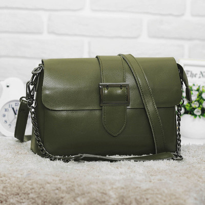 Сумка женская, 3 отдела на молниях, наружный карман, длинный ремень, цвет оливковый