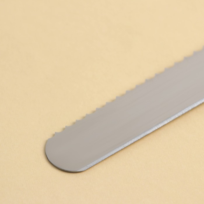 Нож для бисквита двусторонний KONFINETTA, с крупными зубцами и ровным краем, лезвие 25 см, толщина лезвия 0,9 мм - фото 1886270030