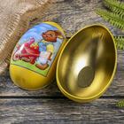 Шкатулка металл яйцо "Пасха. Зайчик с тележкой яиц" 12,2х8 см - Фото 3