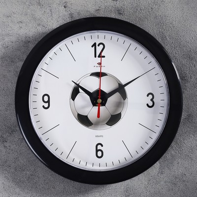 Часы настенные, интерьерные "Футбольный мяч", d-23 см, бесшумные, корпус чёрный