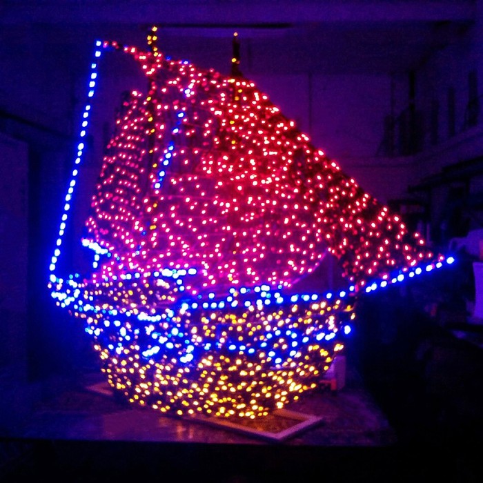 Светодиодная фигура «Корабль с алыми парусами», 170 × 170 × 65 см, 250 Вт, 220 В - Фото 1