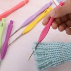 Набор крючков для вязания, с пластиковой ручкой, d = 0,8-2 мм, 8 шт, цвет разноцветный - Фото 4