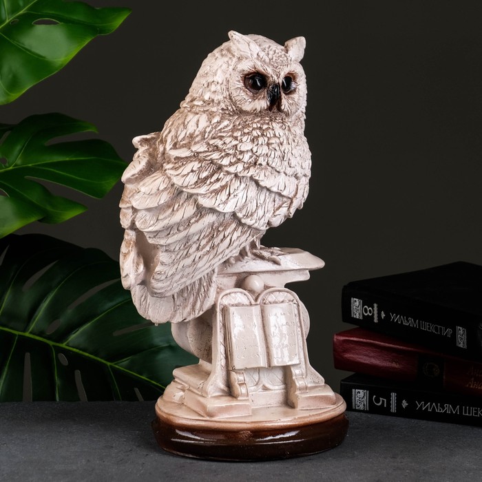 Фигурка гипс «Сова с книгой на подставке», 18×21×34 см, состаренная