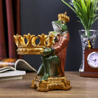 Сувенир полистоун подсвечник "Английский шарж Лягуха в короне" 21,5х15х11 см - Фото 5