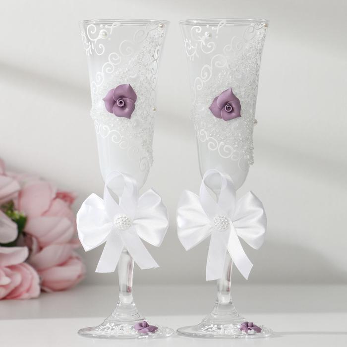 Набор свадебных бокалов "Цветок", с лепниной, с розой и бантом - Фото 1