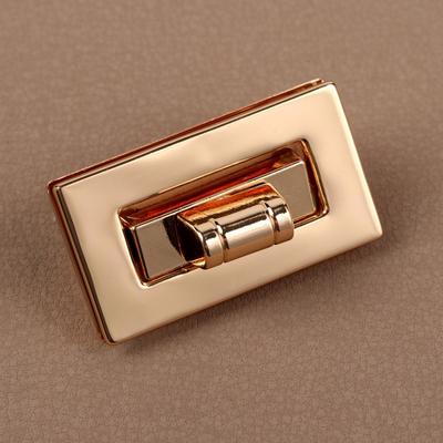Застёжка для сумки, 4,4 × 2,5 см, цвет золотой