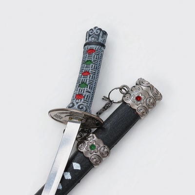 Макет оружия «Сувенирные катаны на подставке 2в1. Кристалл», подарочный набор, ножны чёрный с белыми ромбами, 16 см; 20 см, МИКС