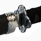 Макет оружия «Сувенирная катана на подставке», чёрные ножны под змеиную кожу, 70 см, клинок 31 см - Фото 5