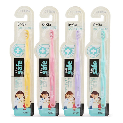 Зубная щётка CJ Lion Kids Safe с нано-серебряным покрытием (от 0 до 3 лет), 1 шт.