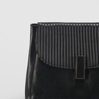 Сумка женская на молнии, отдел с перегородкой, длинный ремень, наружный карман, цвет чёрный - Фото 4