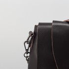 Сумка женская на молнии, 1 отдел с перегородкой, наружный карман, длинный ремень, цвет коричневый - Фото 4