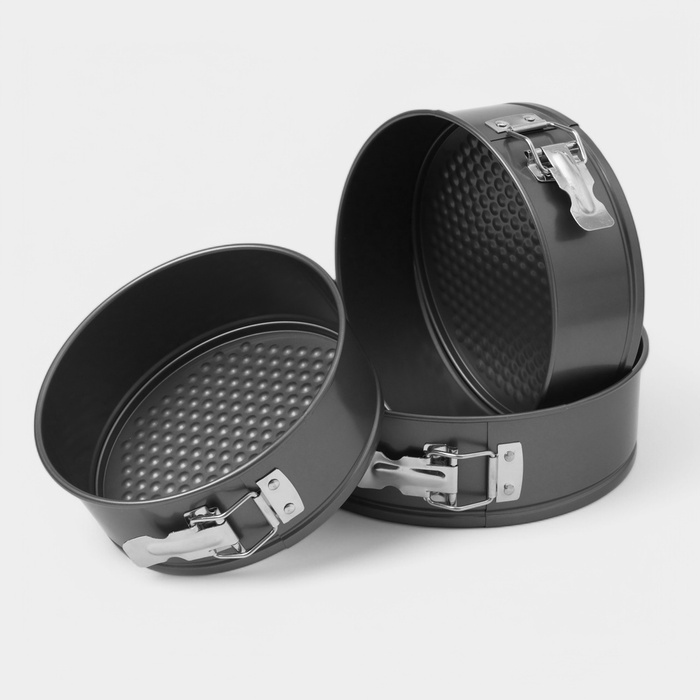 Набор форм для выпечки Доляна «Элин. Круг», 3 предмета: d=18/20/22×6.5 см, съёмное дно, антипригарное покрытие, чёрный - Фото 1