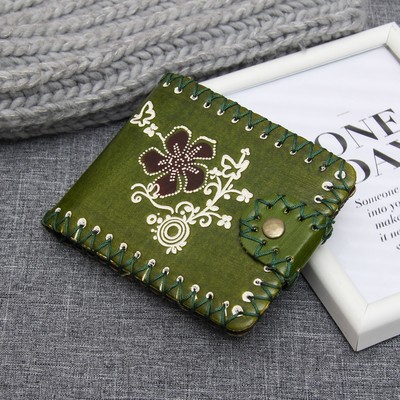 Кошелёк, 2 отдела на клапане, цвет зелёный