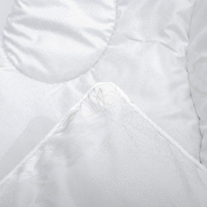 Одеяло зимнее 140х205 см, иск. лебяжий пух, ткань глосс-сатин, п/э 100% - фото 1886277540