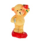 Сувенир "Медвежонок с подарком" 7×3,5 см - Фото 1