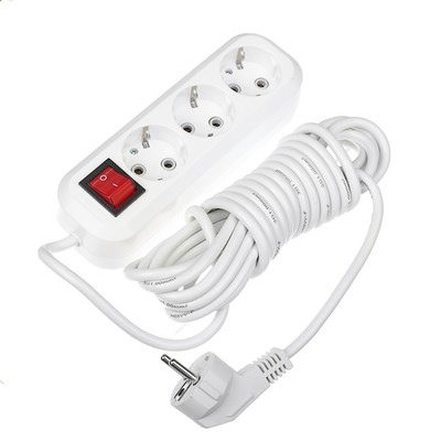 Удлинитель сетевой Smartbuy, 3 розетки, 5 м, 3500 Вт, ПВС 3×1 мм2, 2 USB-A USB-C, 2.1 А, с заземлением, с выключателем, белый