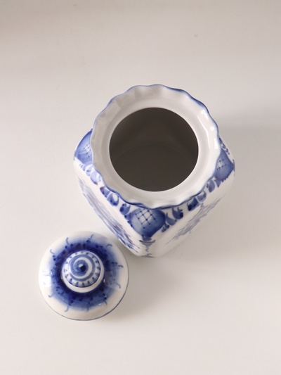 Банка для сып.продуктов "КАСКАД", 16,5см, V-0,95л, авт.Шибаев С.,гжель