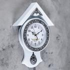 Часы настенные, серия: Маятник, "Белый домик", дискретный ход, 40 х 29 см, d-16 см - Фото 2