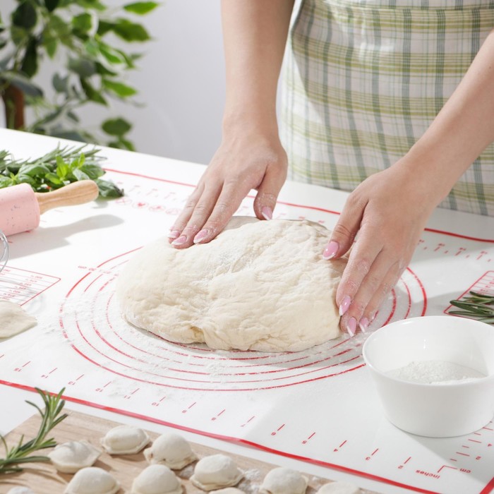 Коврик для выпечки и раскатки теста с разметкой, армированный, силикон, 40×60 см, белый - Фото 1