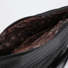 Сумка женская, отдел на молнии, 2 наружных кармана, регулируемый ремень, цвет чёрный - Фото 5