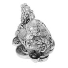 Нэцкэ полистоун серебро "Драконочерепаха с черепахой на монетах" 6х7,5х5,5 см - Фото 3