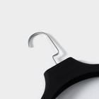 Плечики - вешалка для одежды, 38.5×4.4×22.5 см см, размер 40-42, покрытие soft-touch, чёрные - Фото 2