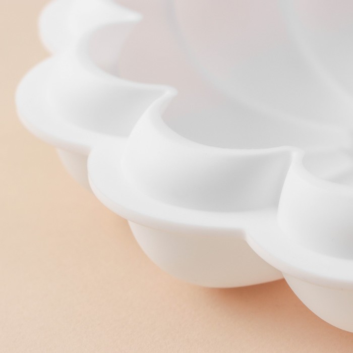 Форма для муссовых десертов и выпечки KONFINETTA «Ромашка», силикон, 22×4,5 см, цвет белый - фото 1906904572