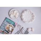 Форма для муссовых десертов и выпечки KONFINETTA «Ромашка», силикон, 22×4.5 см, белая - Фото 6