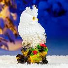 Садовая фигура "Сова с букетом роз" белая, 26см - Фото 5