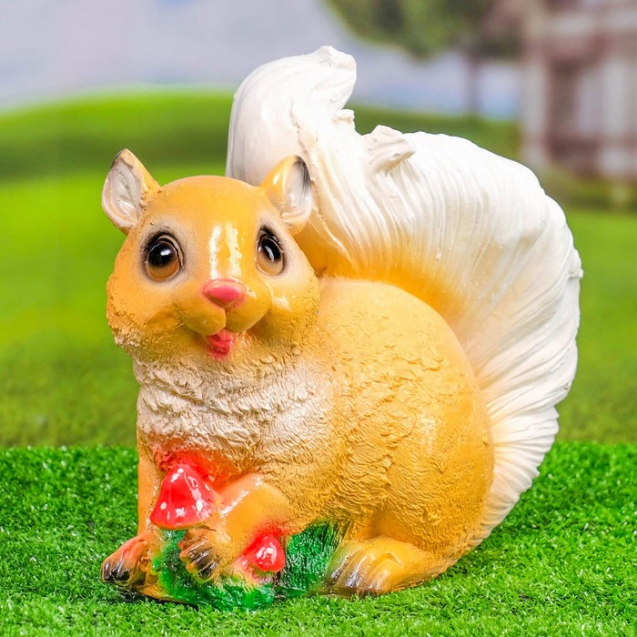 Садовая фигура из гипса «Белка с грибочками», 30×23 см - Фото 1