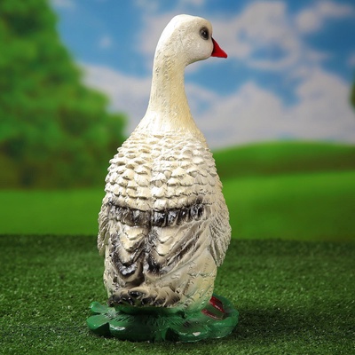 Садовая фигура из гипса «Московская утка», 37×17×21 см