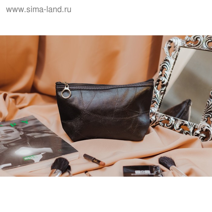 Косметичка простая, отдел на молнии, цвет чёрный - Фото 1