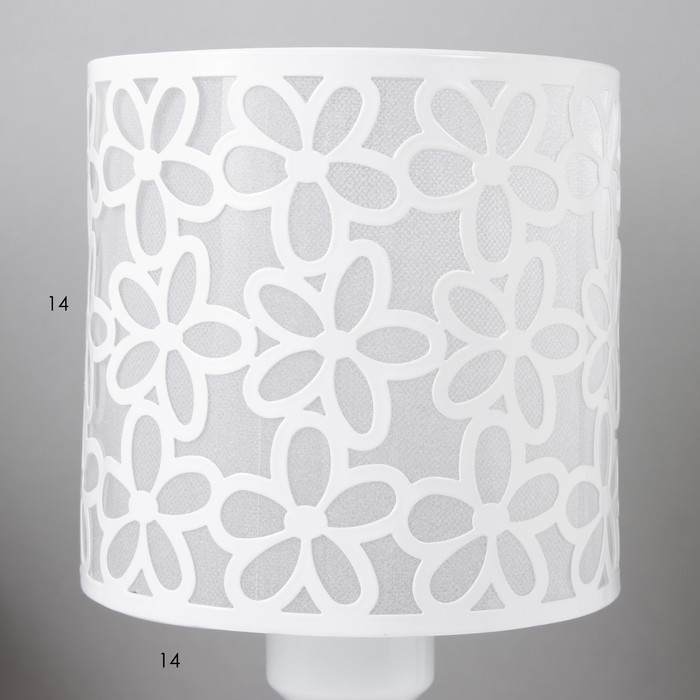 Лампа настольная "Белые цветы" 40W E27 белый 14,5х14,5х31 см RISALUX - фото 1906907697