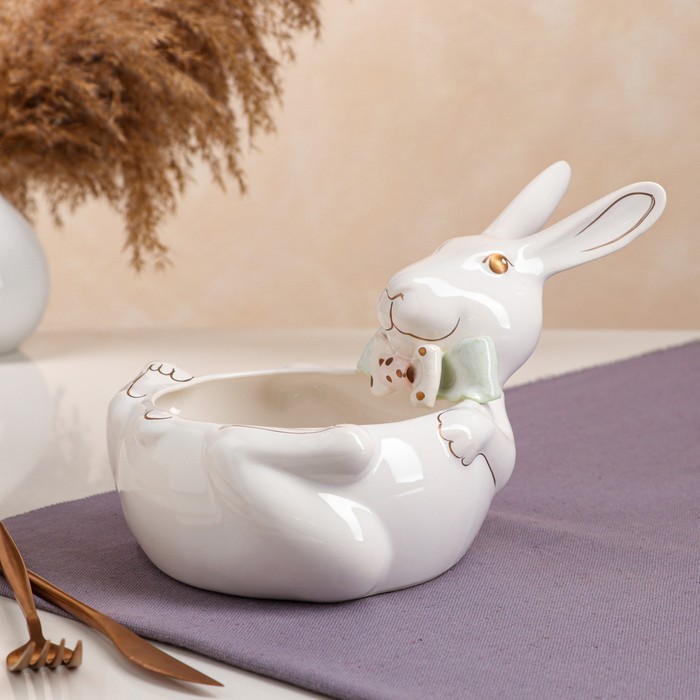 Конфетница "Кролик", белая, цветная лепка, роспись золотистая, 26х16х14 см, авторская работа - Фото 1