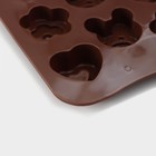 Форма для конфет и шоколада Доляна «Мишка, цветок, сердце», силикон, 19.7×10.5×1.5 см, 14 ячеек, коричневая - Фото 4