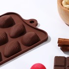 Форма для шоколада Доляна «Ракушки», силикон, 22×10,5×1 см, 15 ячеек (2,7×3,4 см), цвет коричневый - Фото 3