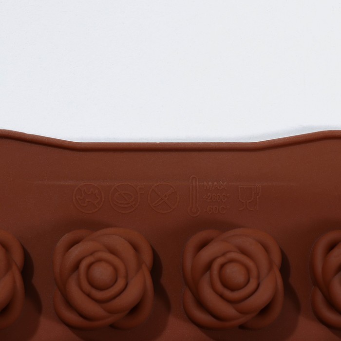 Форма для шоколада Доляна «Подарок, сердце, роза», силикон, 23,2×13,8×1,1 см, 24 ячейки (2,6×2,6×2 см), цвет МИКС - фото 1906908847